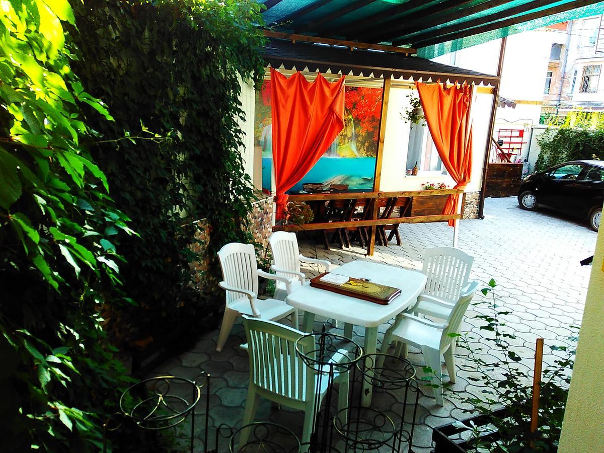 Guest House Kherson Extérieur photo