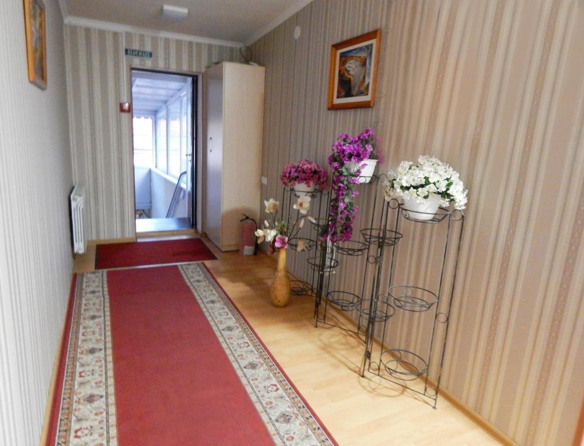 Guest House Kherson Extérieur photo
